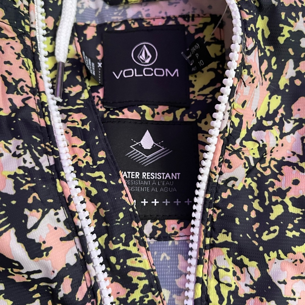 Volcom Pull Over Rain/Wind Jacket - Picture 9 of 11